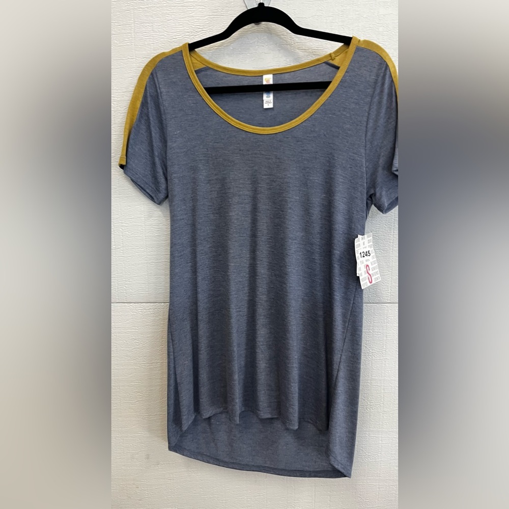 Classic T small Lularoe